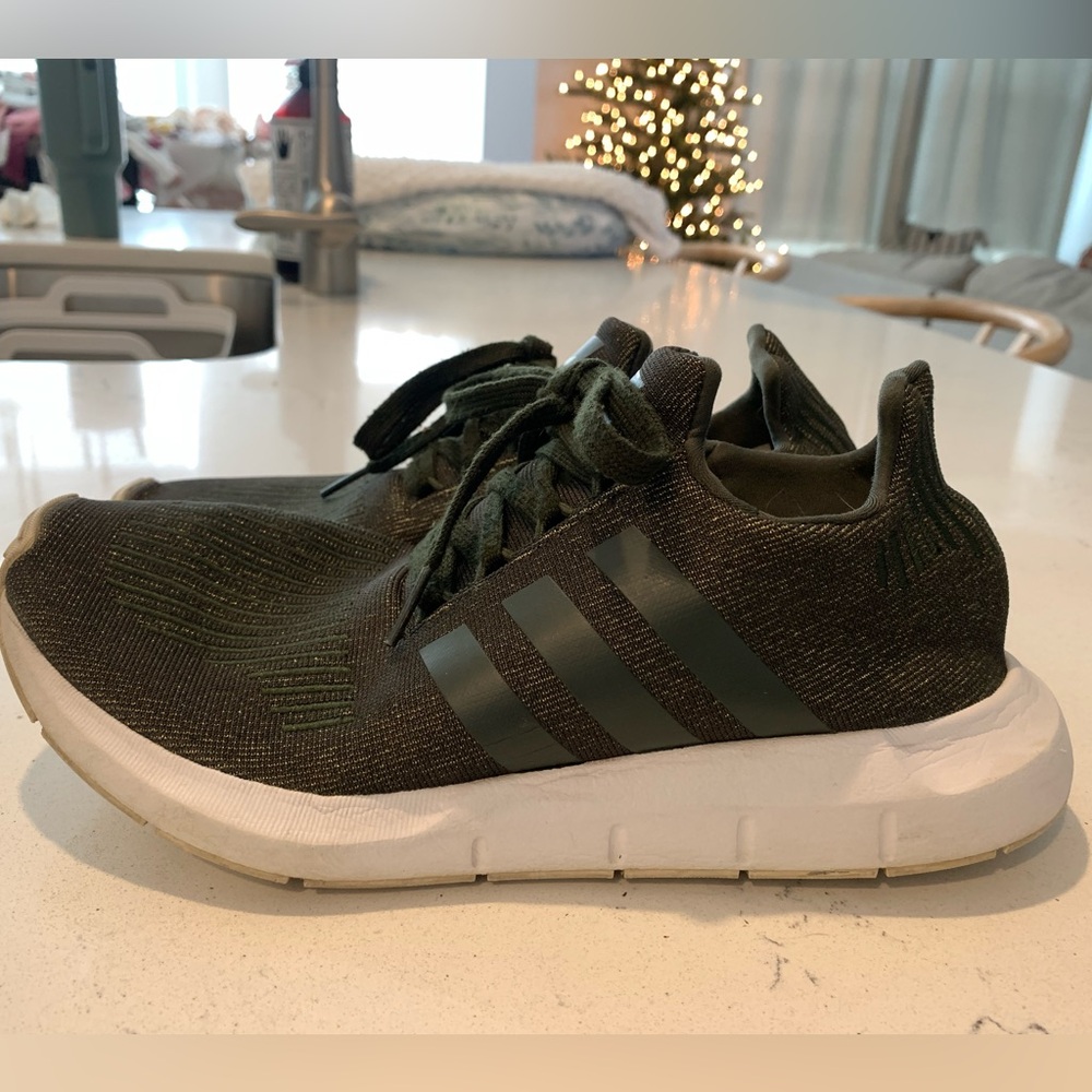 Adidas swift runs